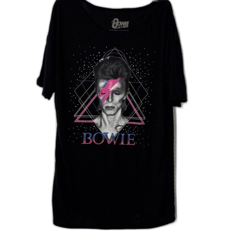 Bowie Black Tee with Pink Graphic Size SM